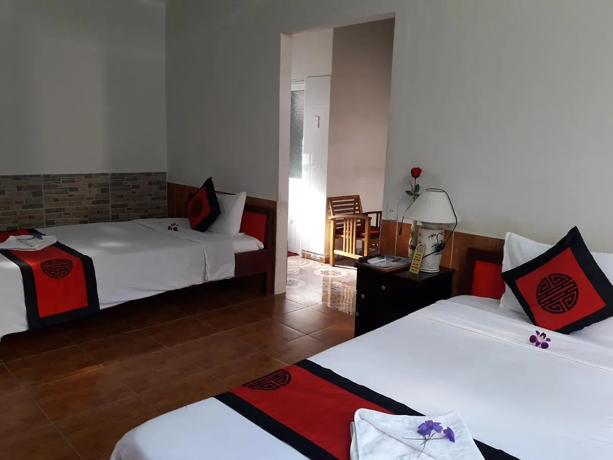 Red Ceramics Homestay Χόι Αν