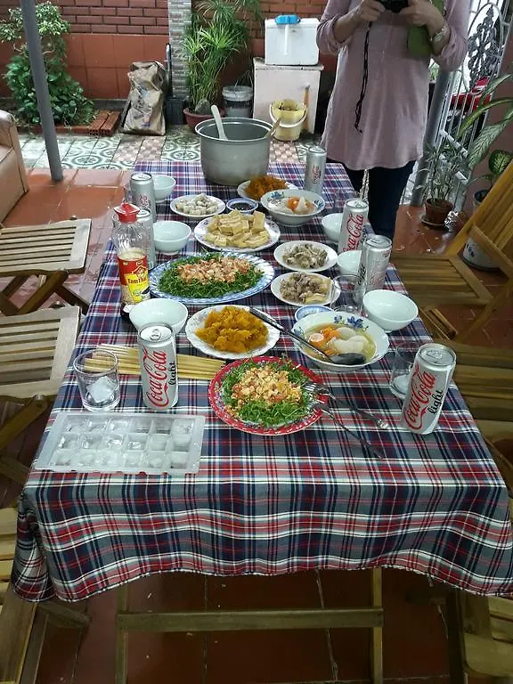 Red Ceramics Homestay Χόι Αν