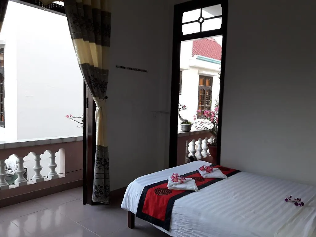 Red Ceramics Homestay Χόι Αν