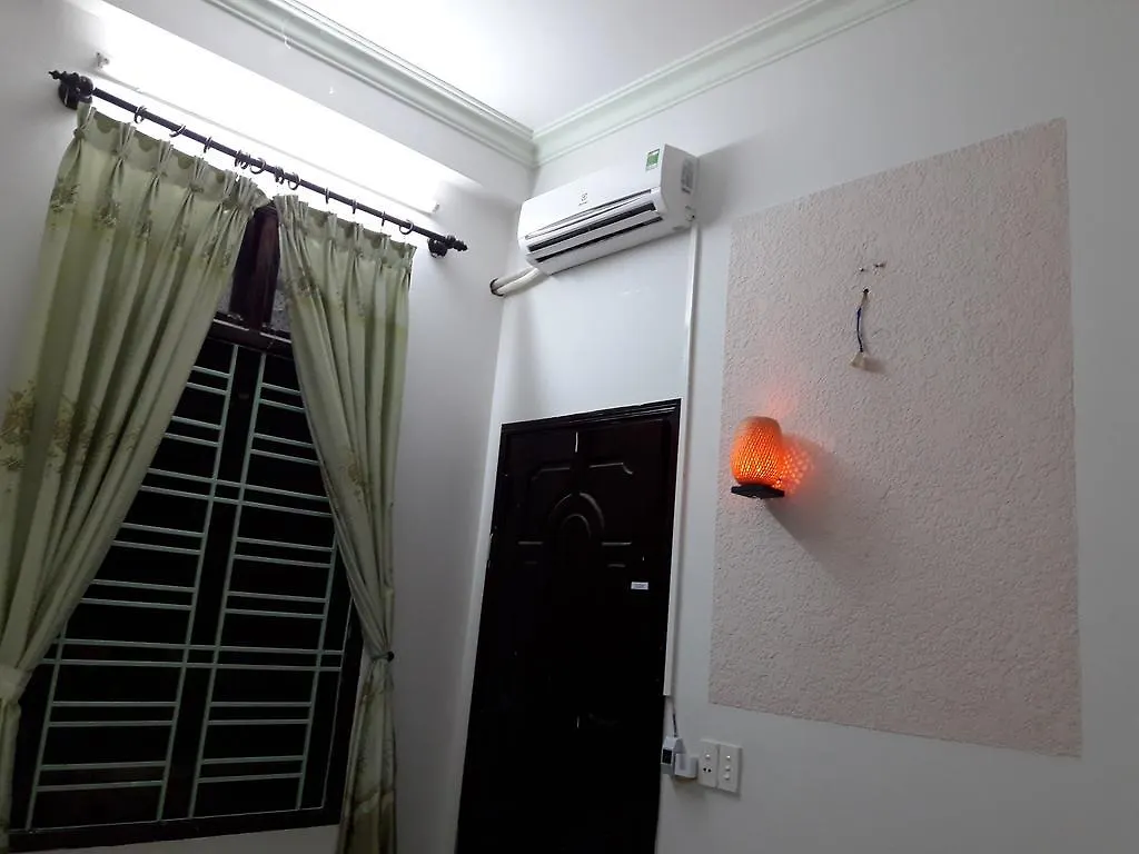 Red Ceramics Homestay Χόι Αν