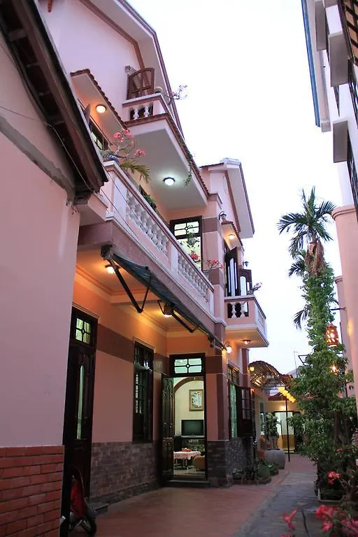 Red Ceramics Homestay Χόι Αν 0*,  Βιετνάμ