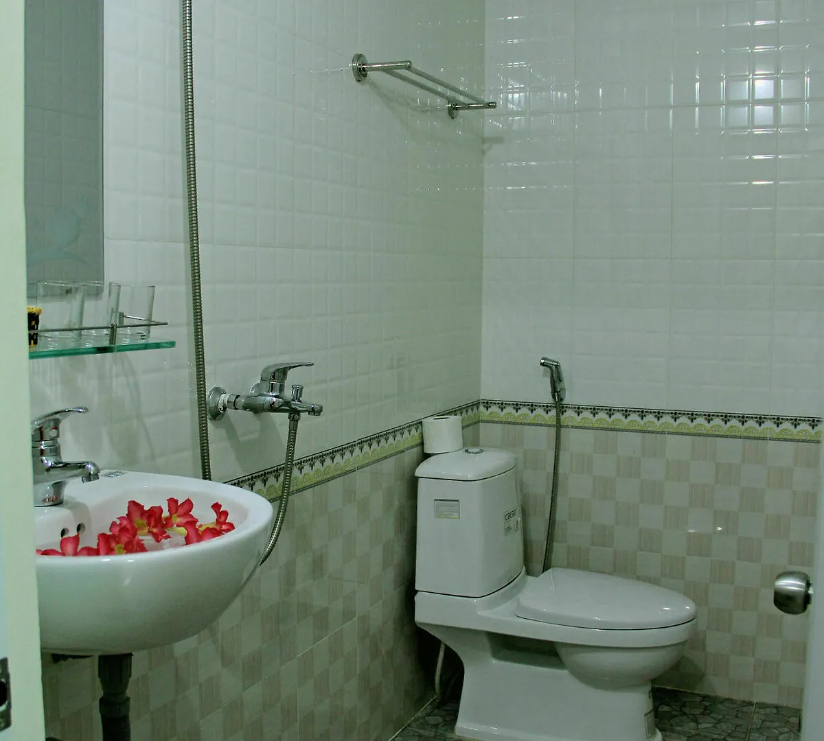 Red Ceramics Homestay Χόι Αν